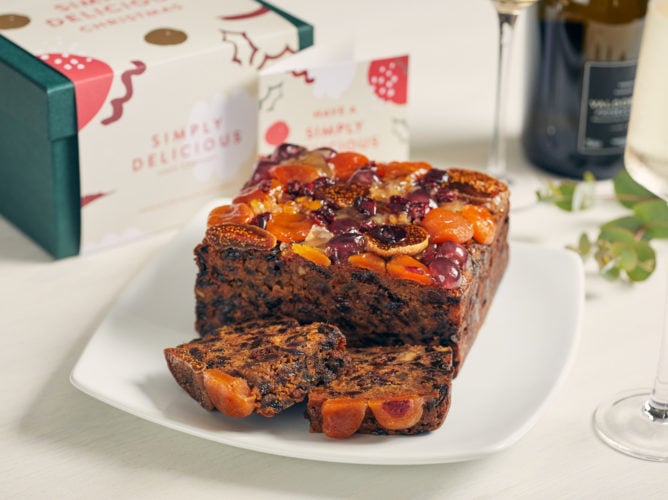 Christmas Bejewelled Cake in a Gift Box - Image 2