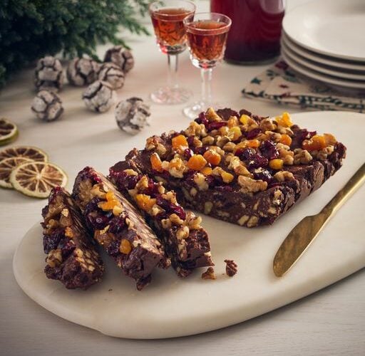 Luxury Christmas Chocolate Biscuit Cake - Image 2